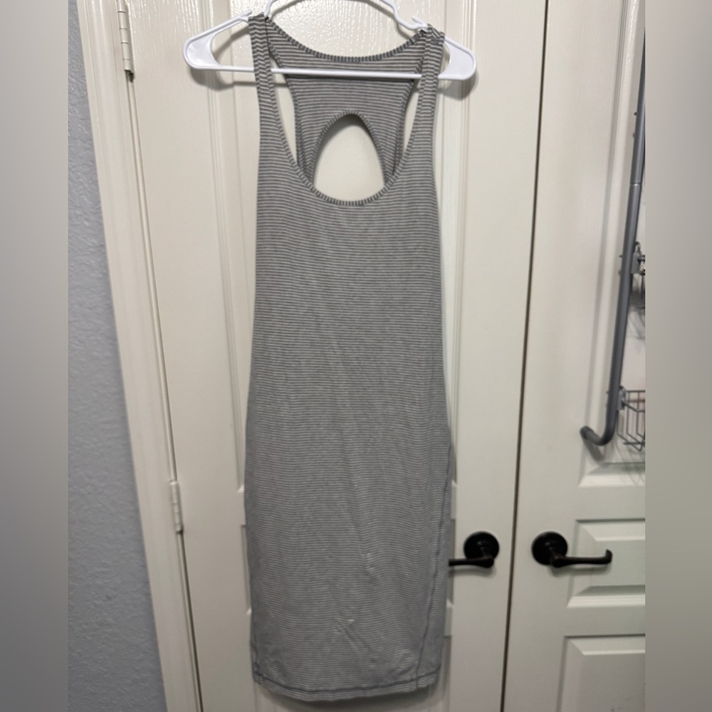Lululemon Go For It Dress *Minor Flaw